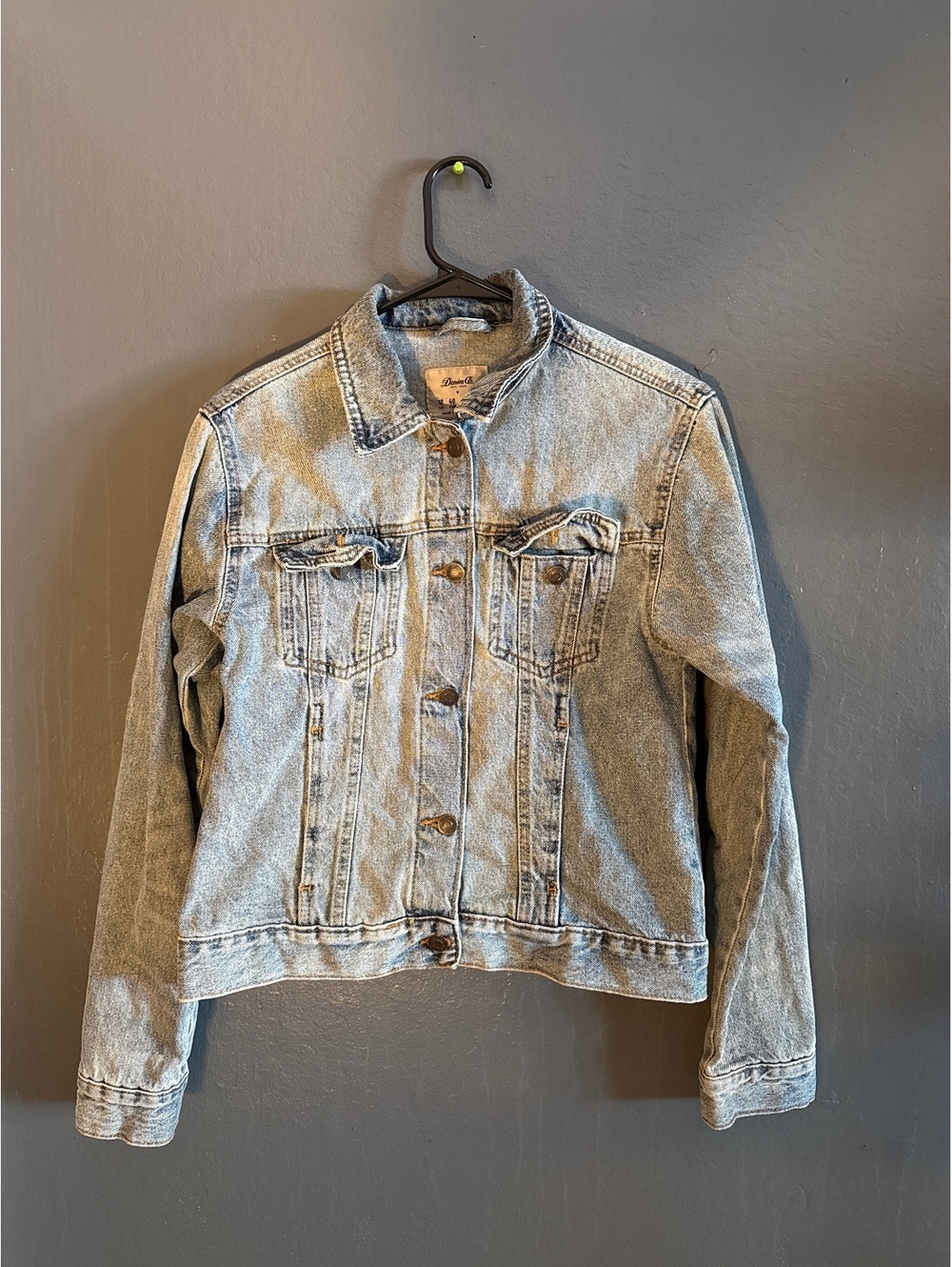 Denim Co. Women's Light Wash Blue Denim Jacket Size 8